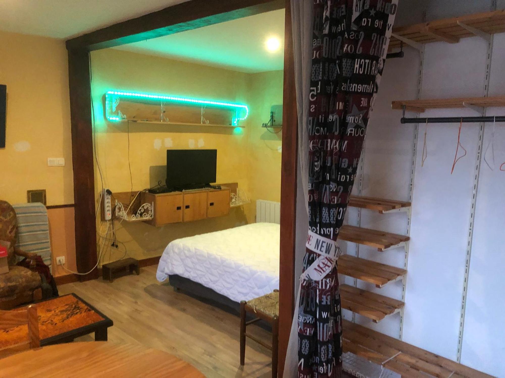Ferienwohnung Chez Steve And Son Goudet Zimmer foto